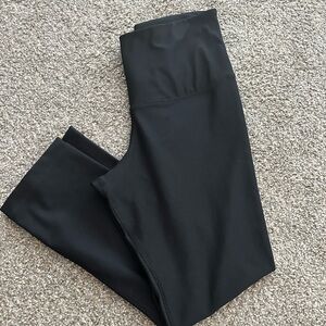 Nike 3/4 high waisted leggings. Size small.